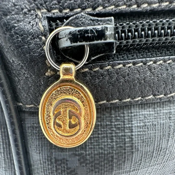 Vintage Gucci GG Monogram Black Crossbody Bag with Web Stripe & Gold Hardware - Picture 8 of 16